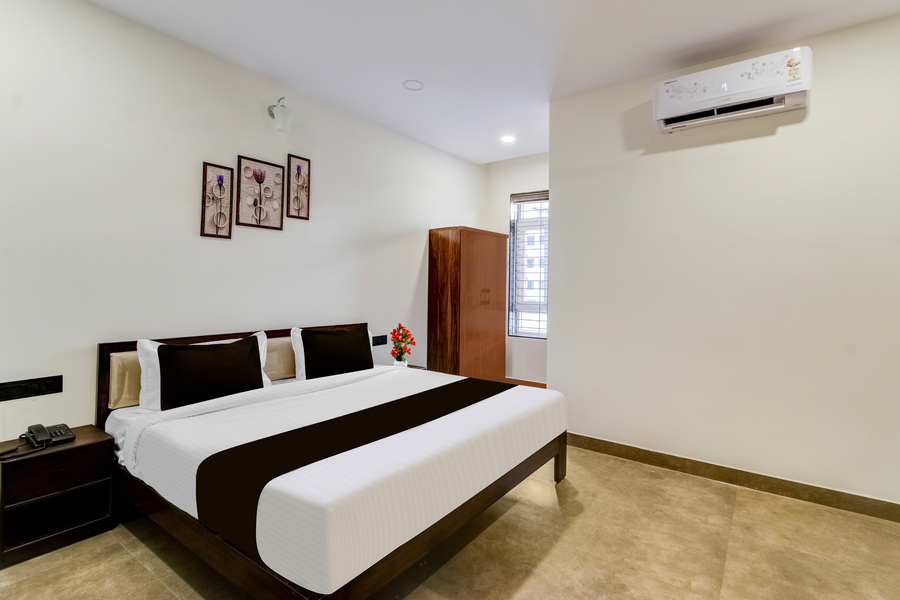 super townhouse oak owaisi hospital mailardevpally formerly tolkanti arc