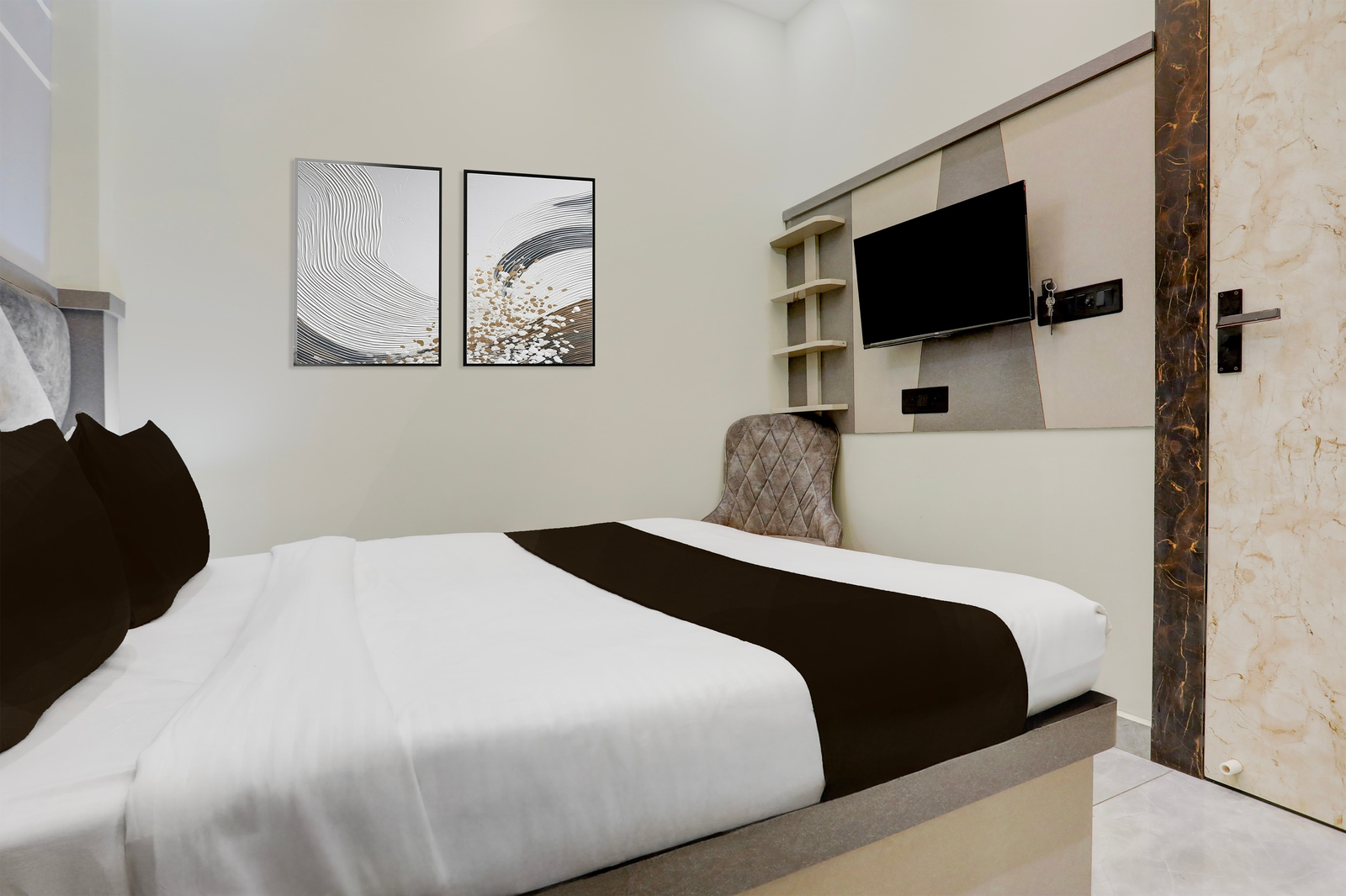 super hotel o maharshi valmiki international airport formerly gaurav inn
