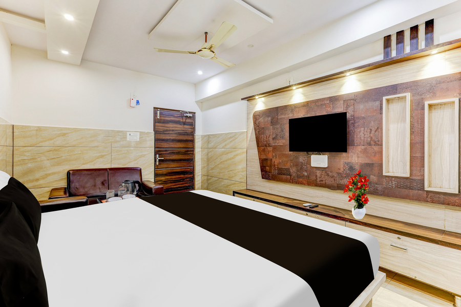 super hotel o eluru railway station formerly sree nitya residency