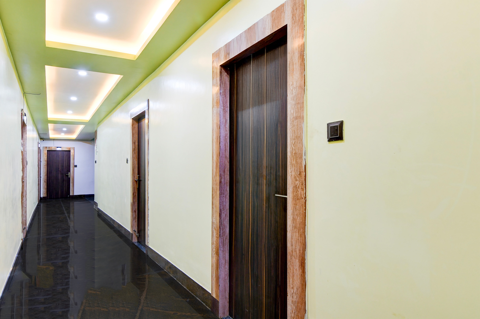 super townhouse aiims kolkata formerly tanish inn