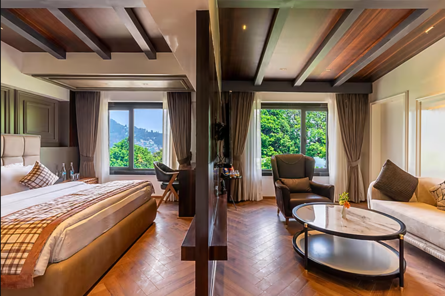 lawrence solitaire resort