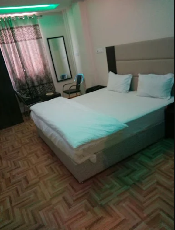 hotel deepak residency