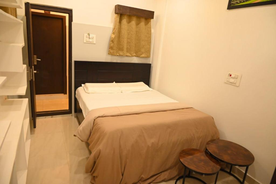 bvr dazzle residency