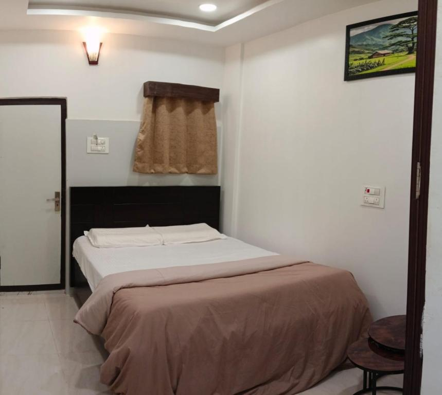 bvr dazzle residency