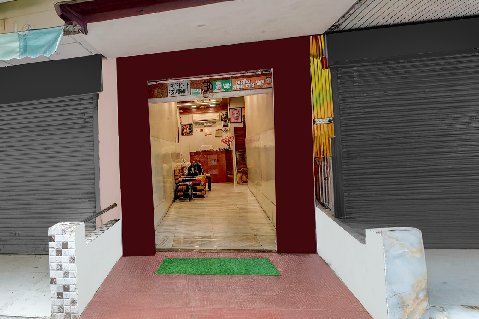 Collection O Tajganj West Gate Formerly Hotel Host,,3 star