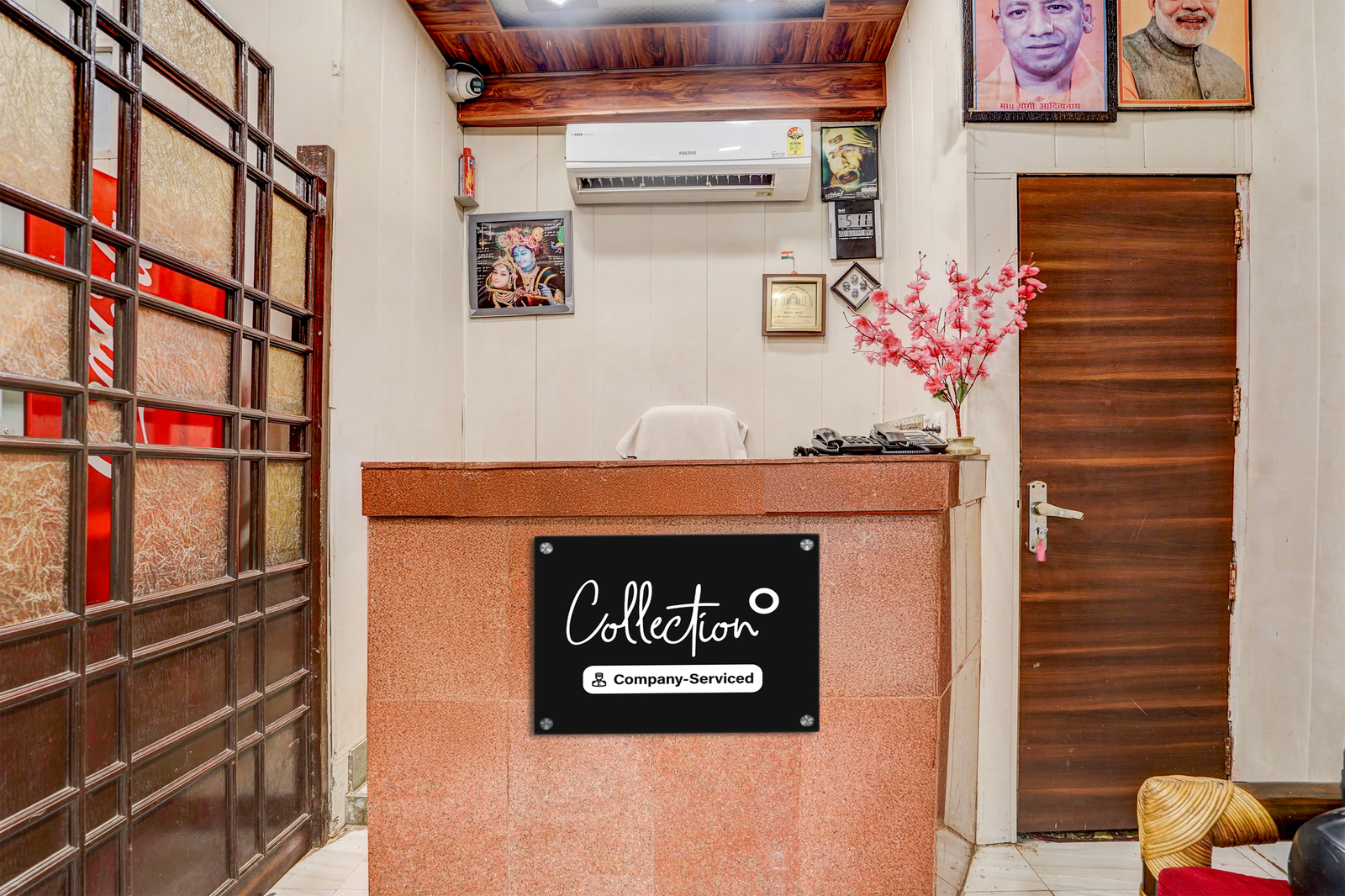 collection o tajganj west gate formerly hotel host