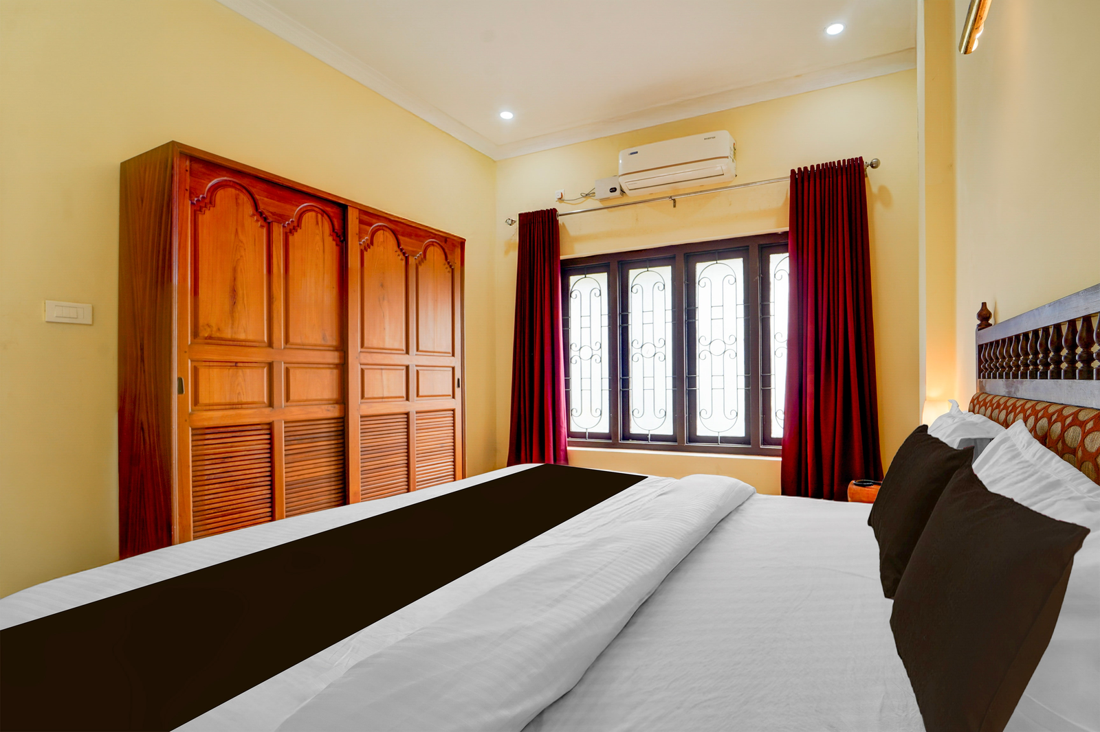 collection o kangarappady formerly cochin residency