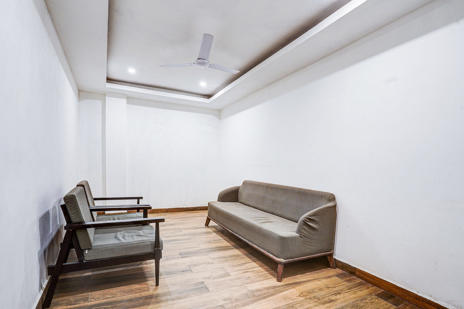 townhouse yashobhoomi formerly hotel grand tashree