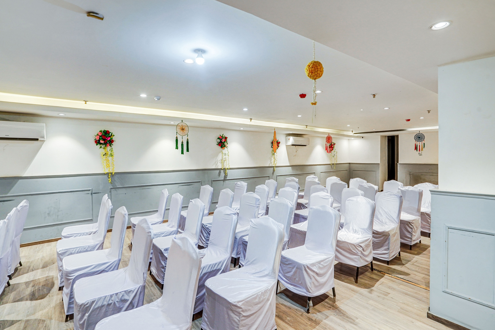 townhouse yashobhoomi formerly hotel grand tashree