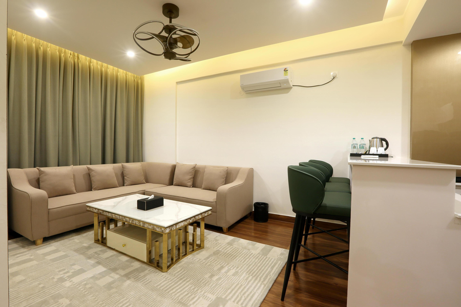 the hoften sterling plaza near bangalore airport