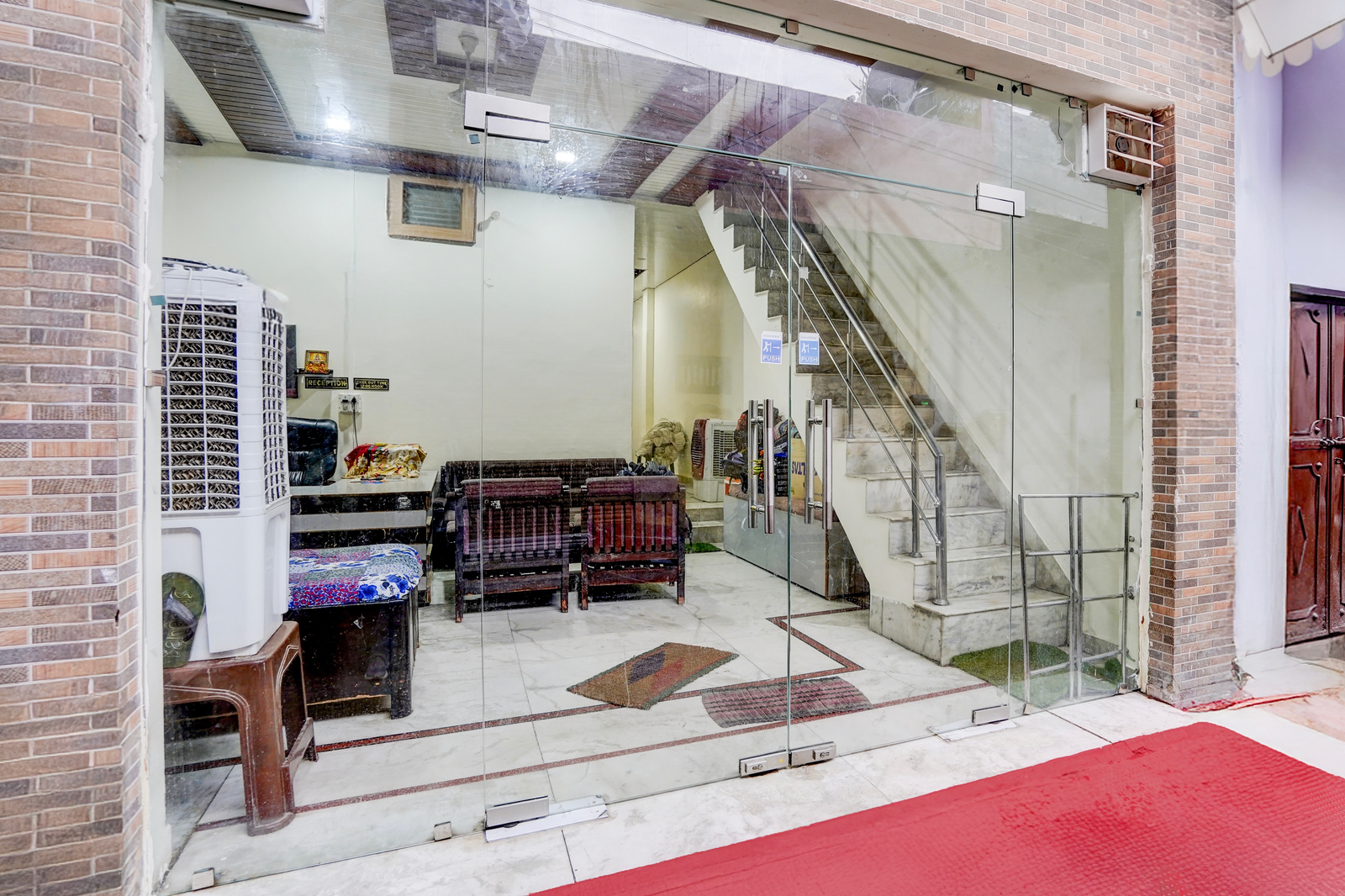 hotel o mathura central railway junction formerly bhagwati palace