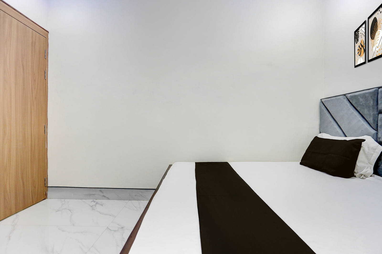 hotel o mathura central railway junction formerly bhagwati palace