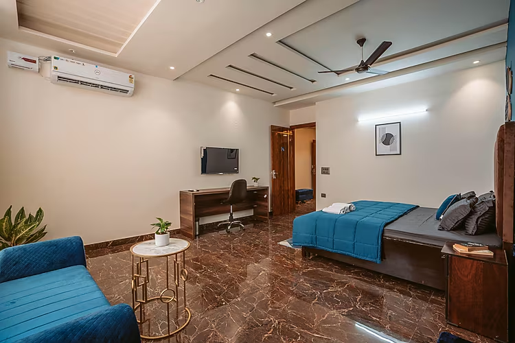 bnb sakura golf course road gurgaon