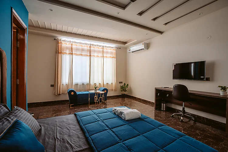 bnb sakura golf course road gurgaon