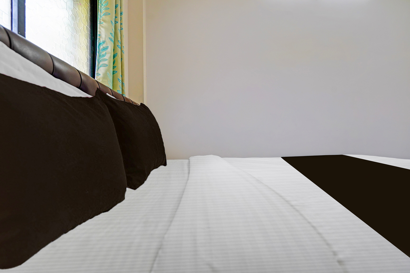 hotel o crpf crossway formerly v7 inn service apartment