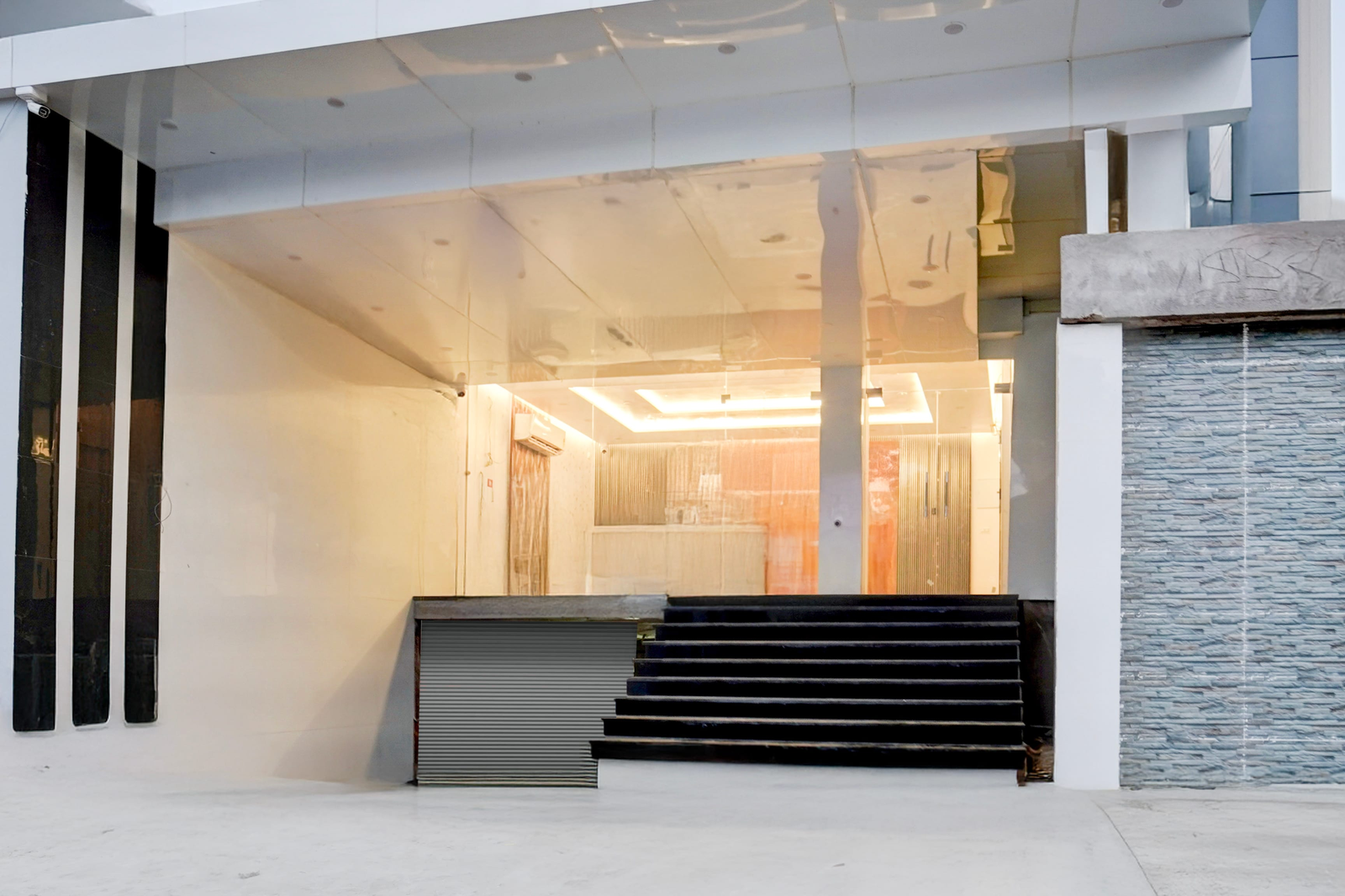 palette hotel and resort sarnath temple