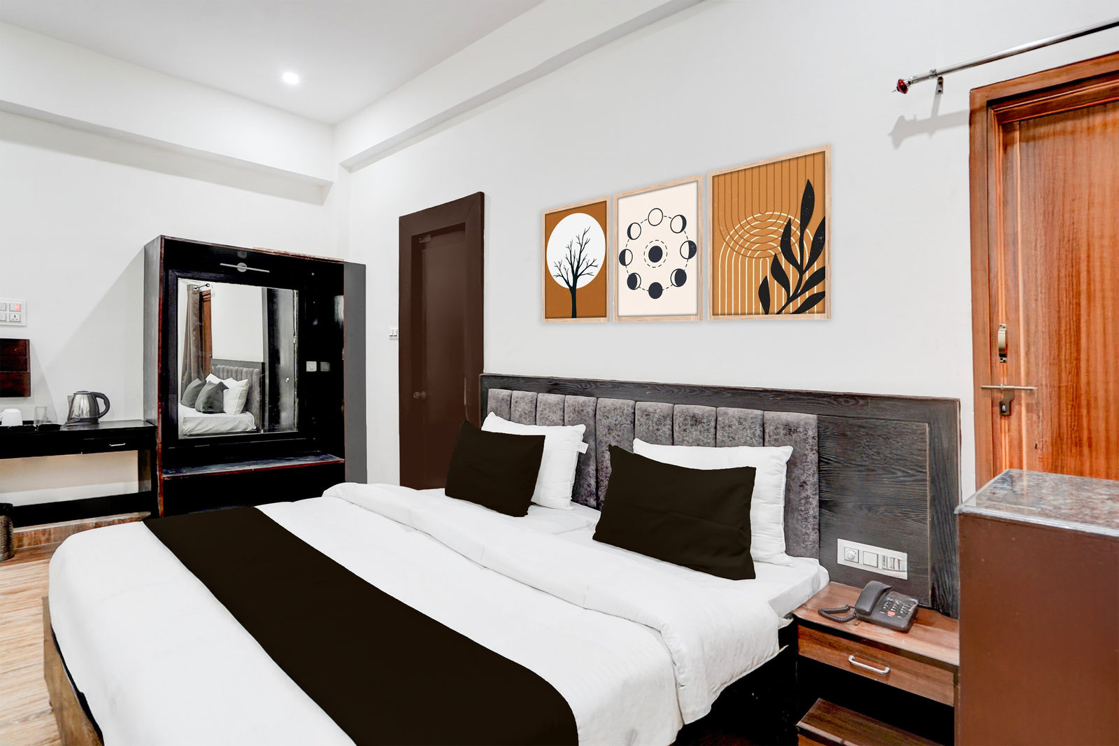 palette hotel and resort sarnath temple