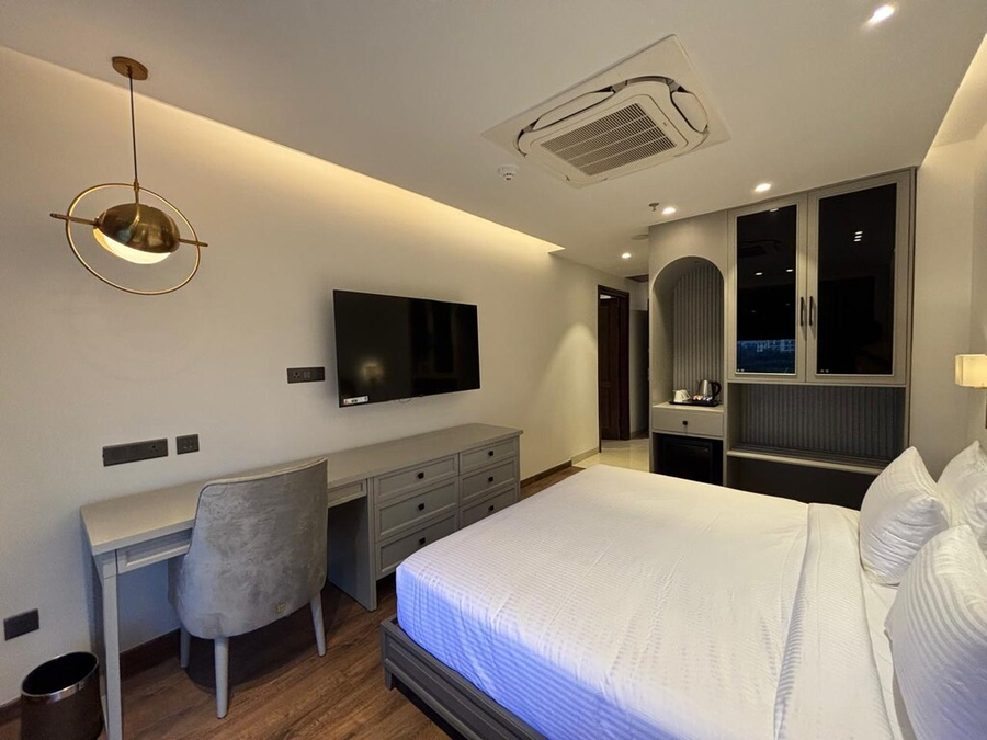 clarks inn kharar mohali