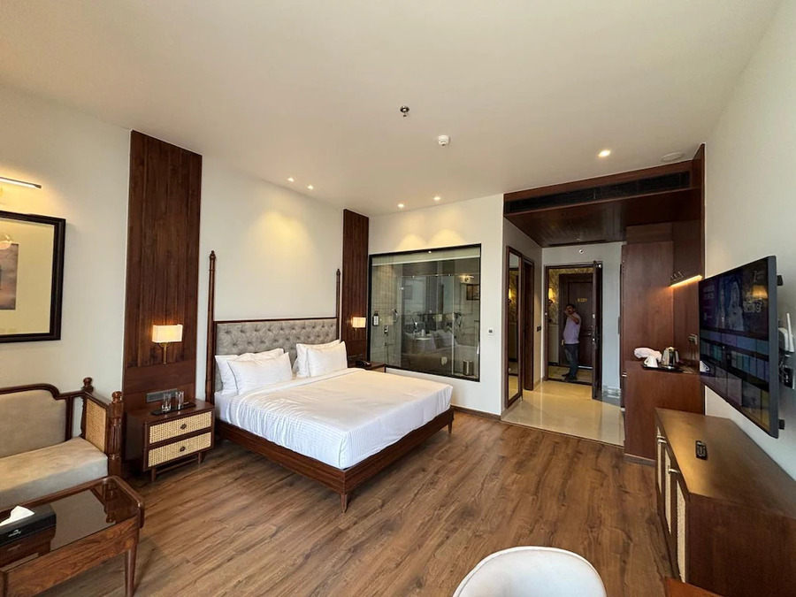 clarks inn kharar mohali