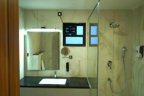 the lovedale kodaikanal stay and hotel