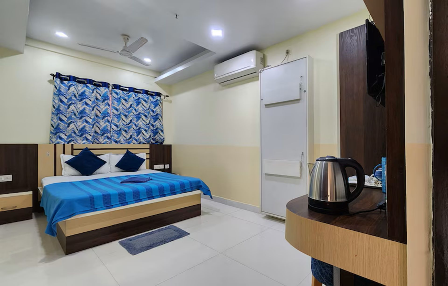 Eennra North Guest House,112 Raja Rammohan Roy Sarani Kolkata 700009,3 star