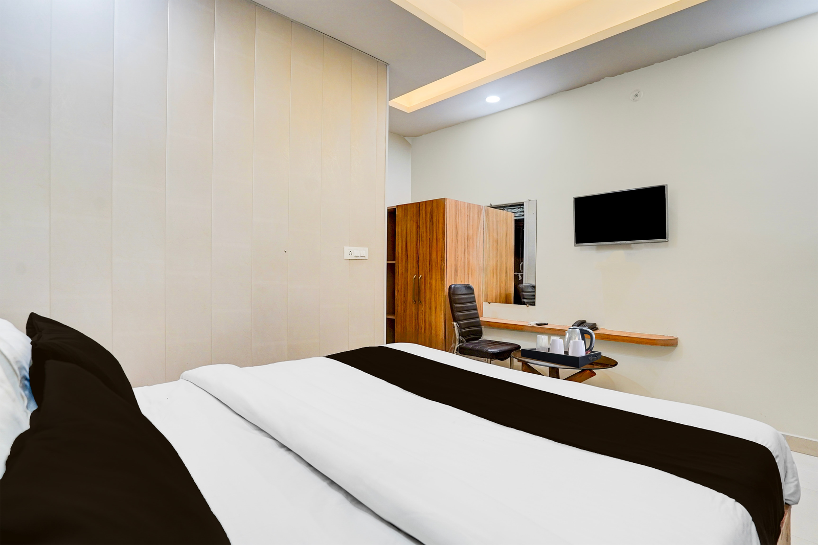 super hotel o subedarganj railway junction formerly krishna inn