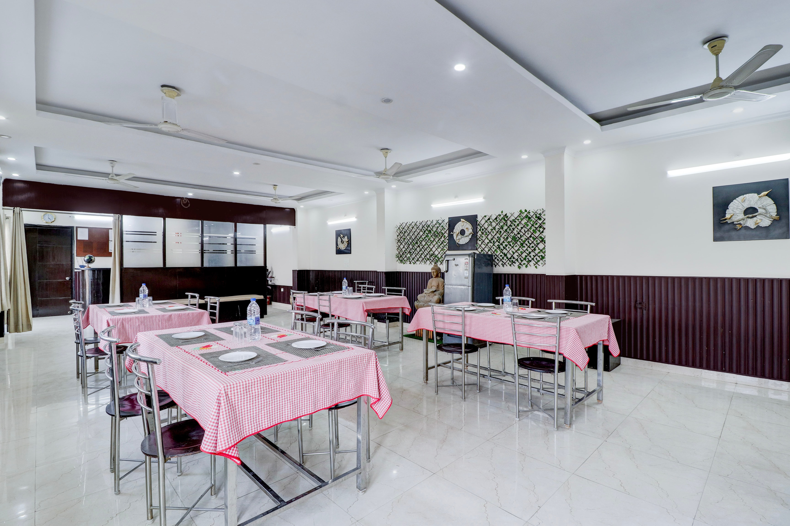 Super Hotel O Shimla Bypass Road Isbt Dehradun Formerly Benison Guest House,,3 star