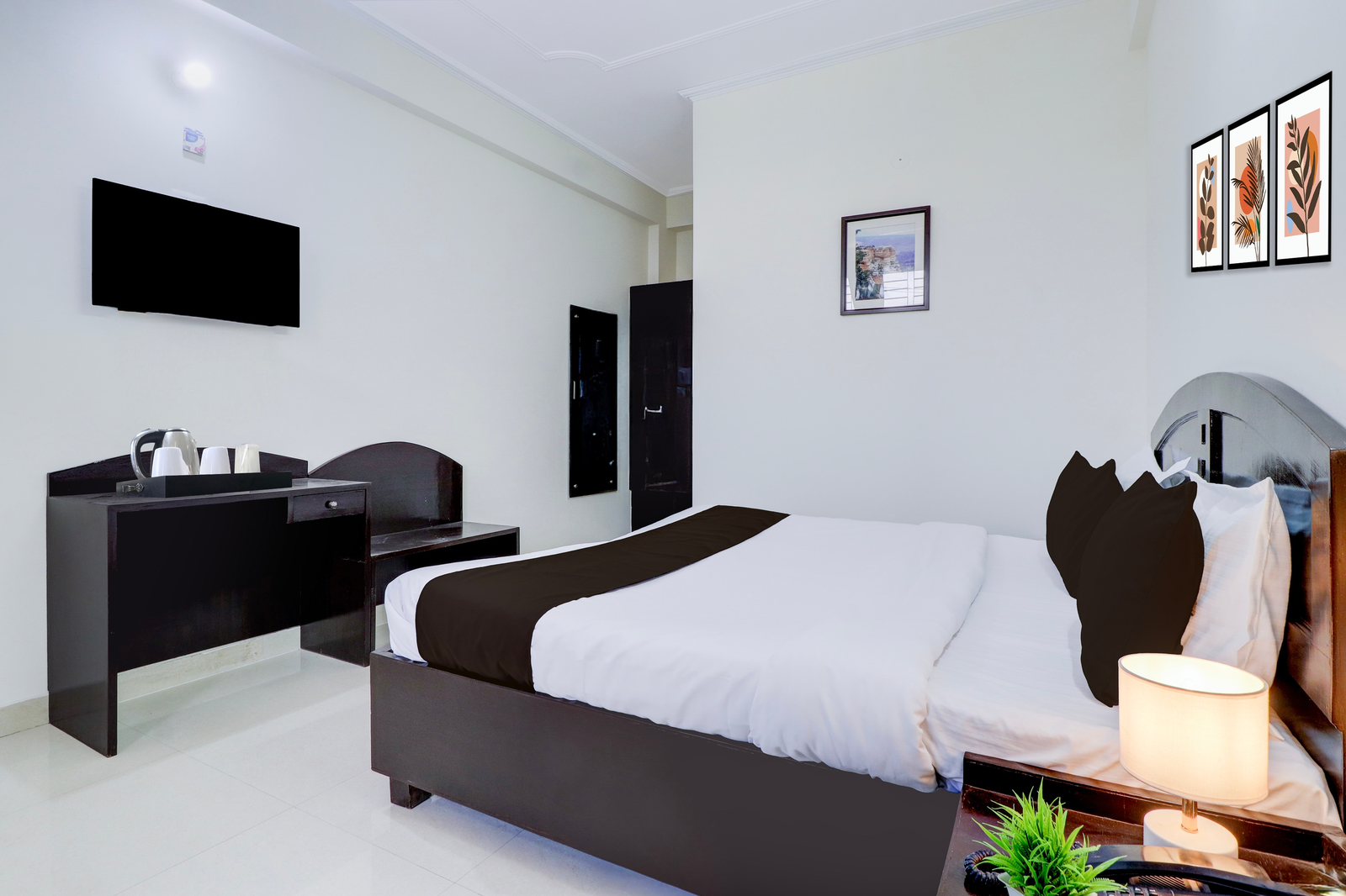 super hotel o shimla bypass road isbt dehradun formerly benison guest house