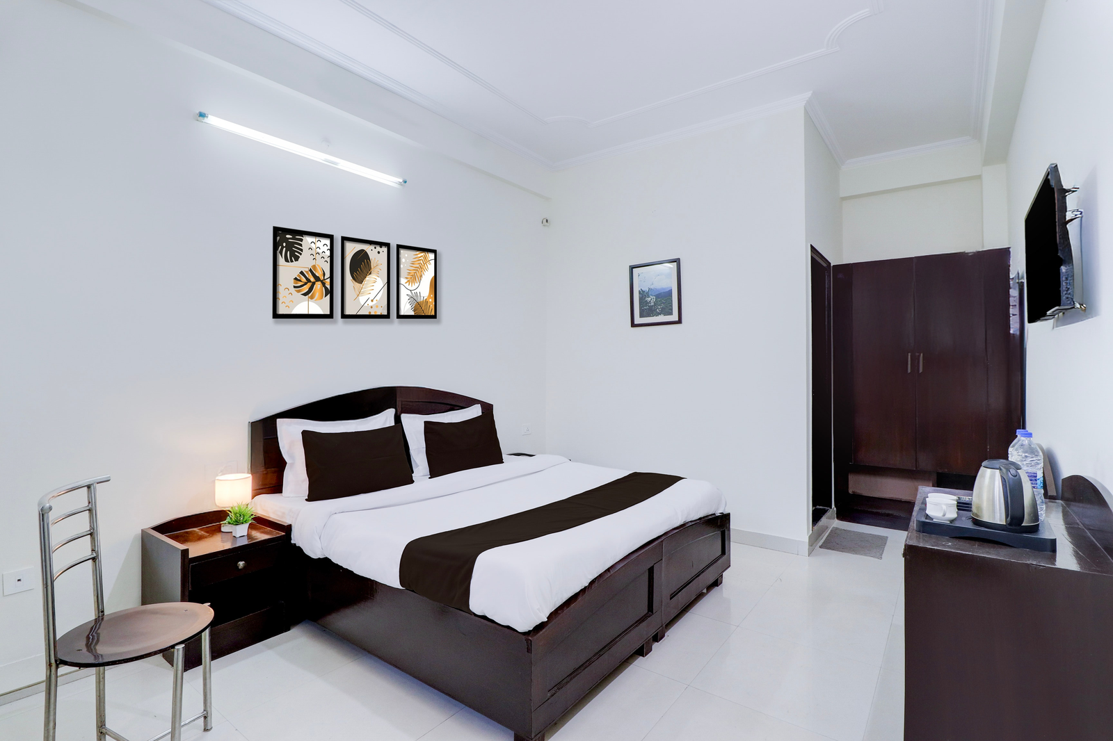 super hotel o shimla bypass road isbt dehradun formerly benison guest house