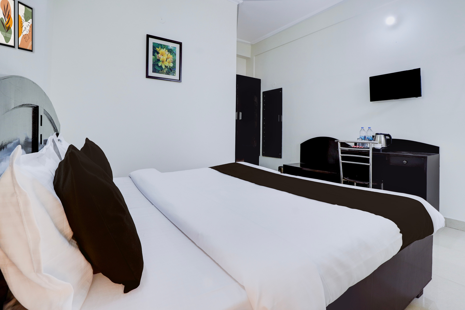 super hotel o shimla bypass road isbt dehradun formerly benison guest house