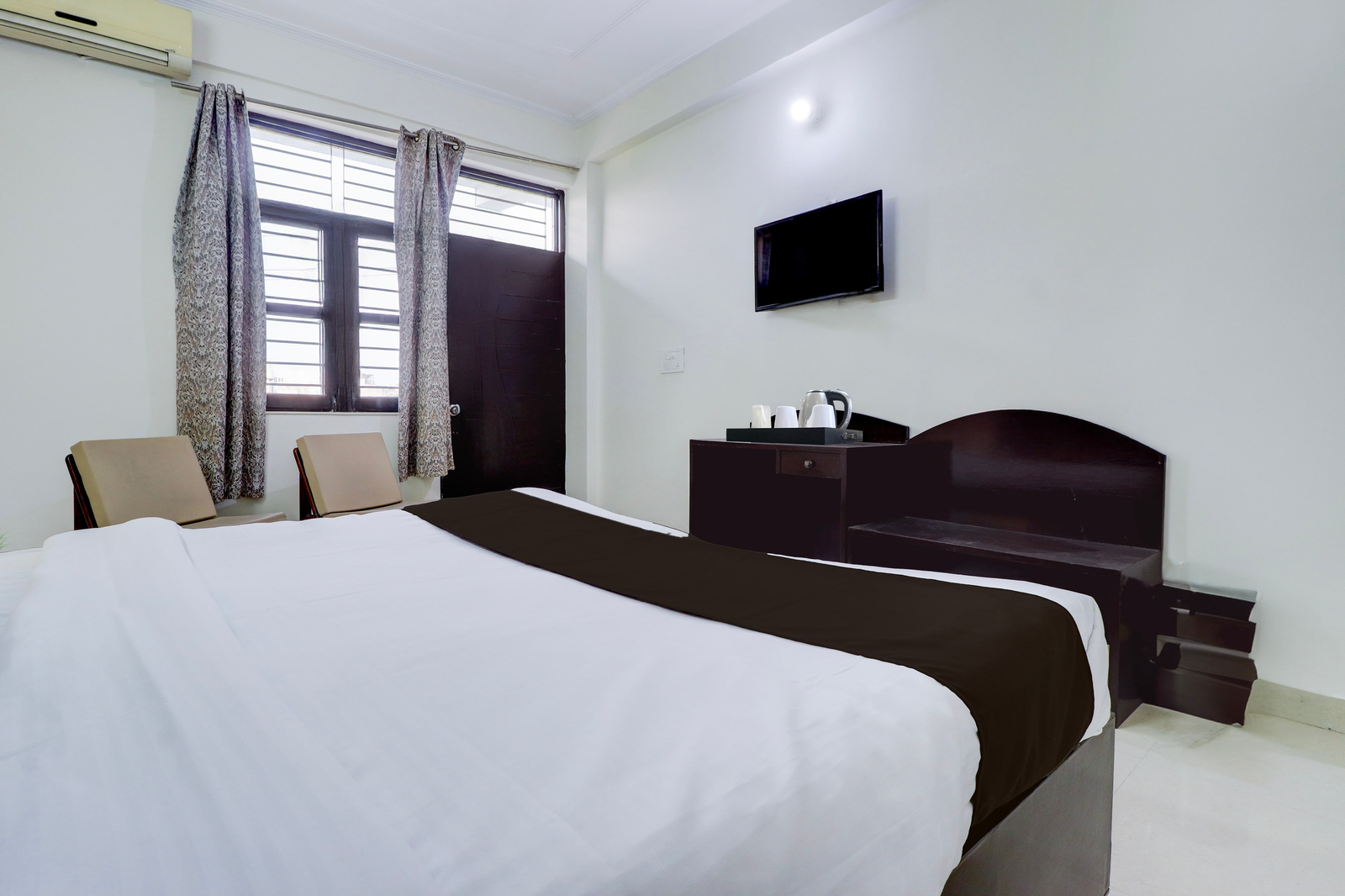 super hotel o shimla bypass road isbt dehradun formerly benison guest house