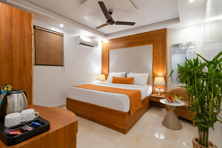 hotel the luxury delhi airport