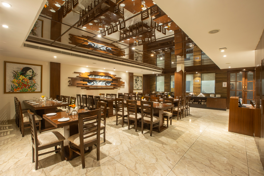 hotel east end delhi airport with free airport drop