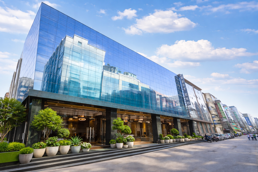 hotel east end delhi airport