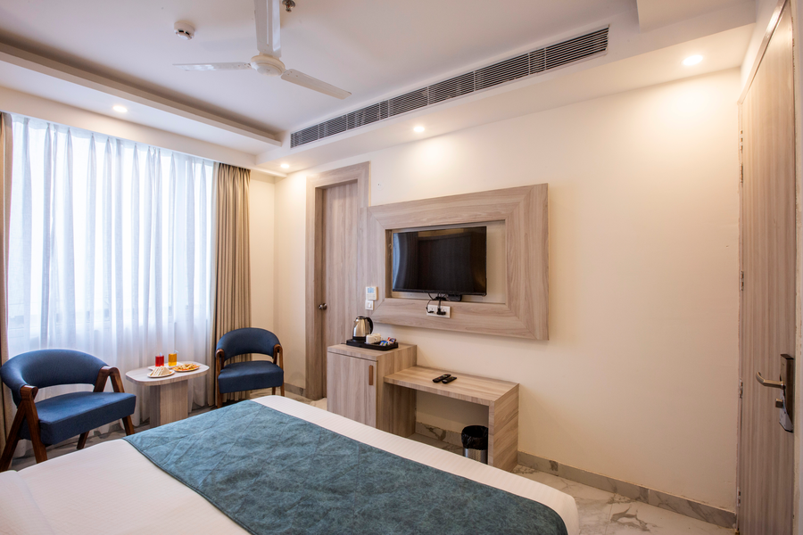 hotel east end delhi airport