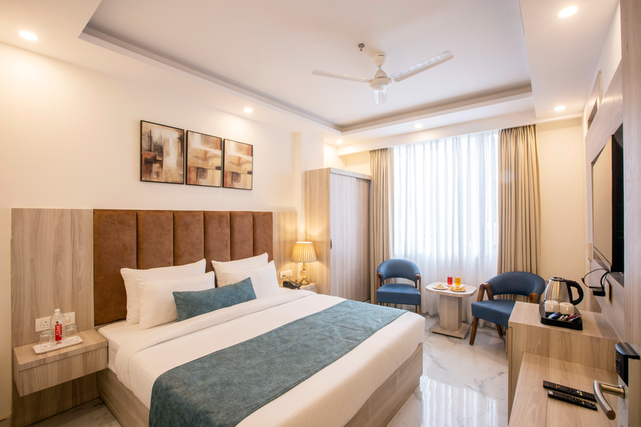 hotel east end delhi airport
