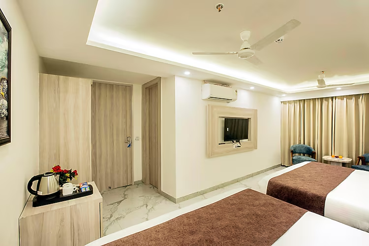 hotel ginger palace delhi airport