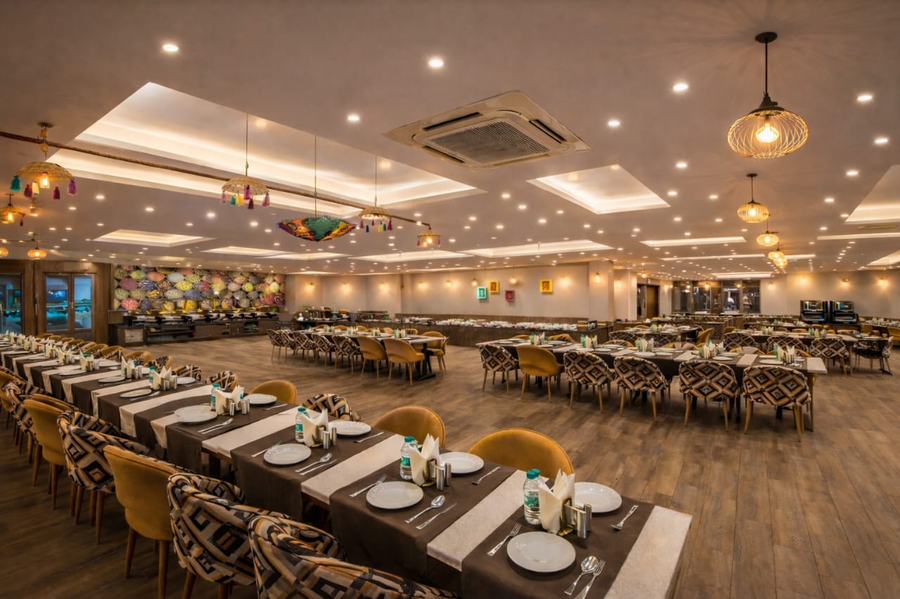 hotel cardinal express oxmo delhi airport