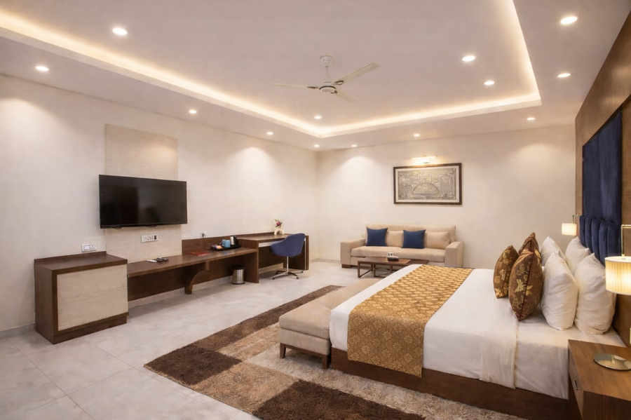 hotel cardinal express oxmo delhi airport