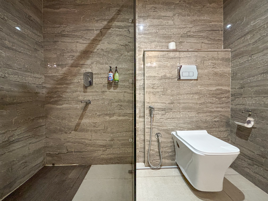 hotel cardinal express oxmo delhi airport