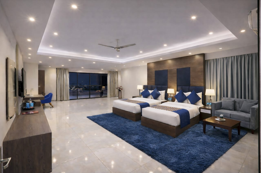 hotel cardinal express oxmo delhi airport