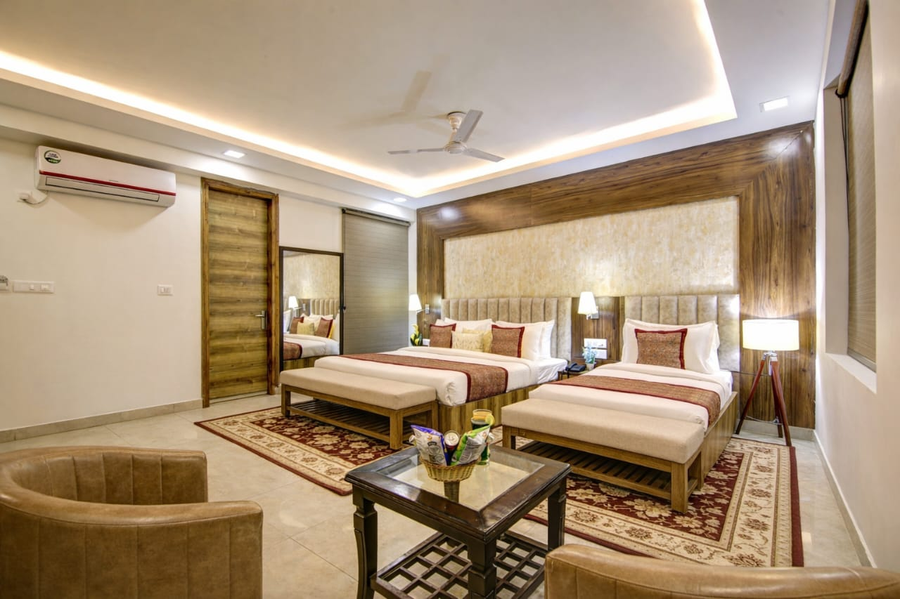 hotel park tree near igi delhi airport