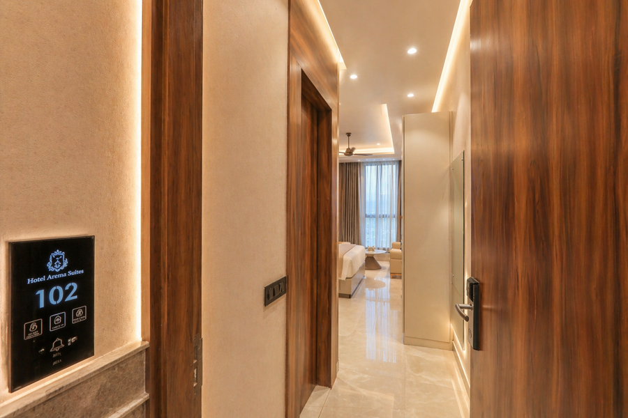 hotel aroma suites delhi airport