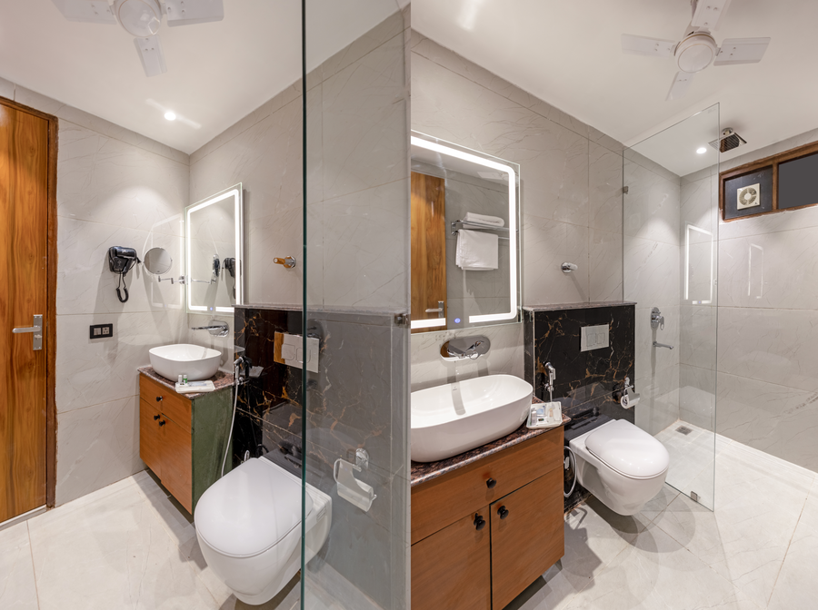 hotel aroma suites delhi airport