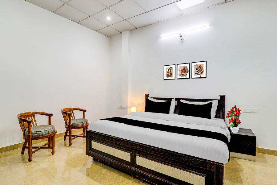 hotel o dehradun central railway junction formerly bhagwan guest house