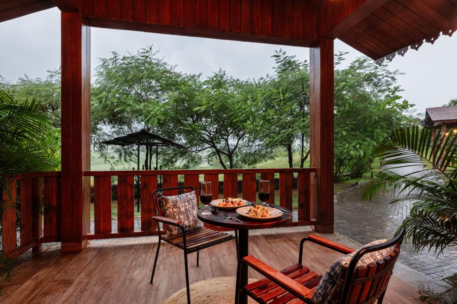 welcomheritage akashganga heritage hills resort and spa