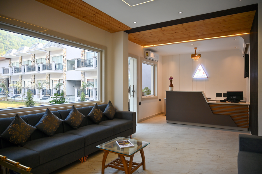 amritara chakra river resort