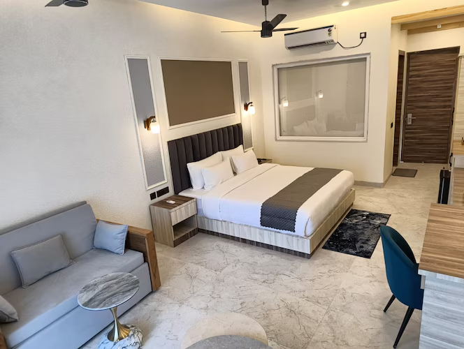 amritara chakra river resort