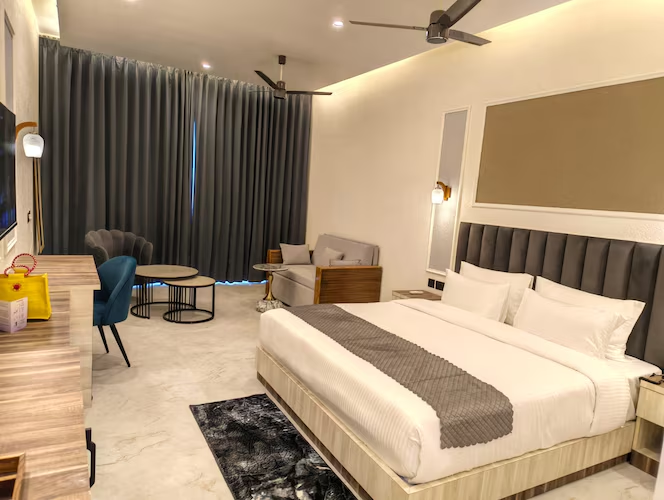 amritara chakra river resort