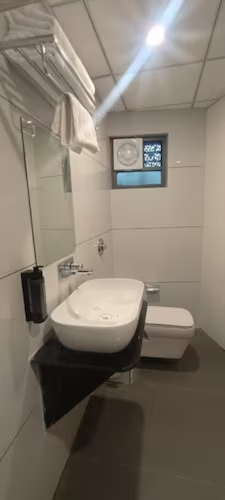 ekansh hotels and resorts